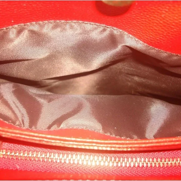 Red Embossed Floral Handbag NWOT - Picture 9 of 12